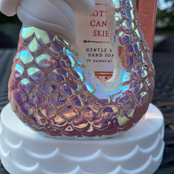 Bath & Body Works Bath Iridescent Mermaid Soap Holder Soap Poshmark